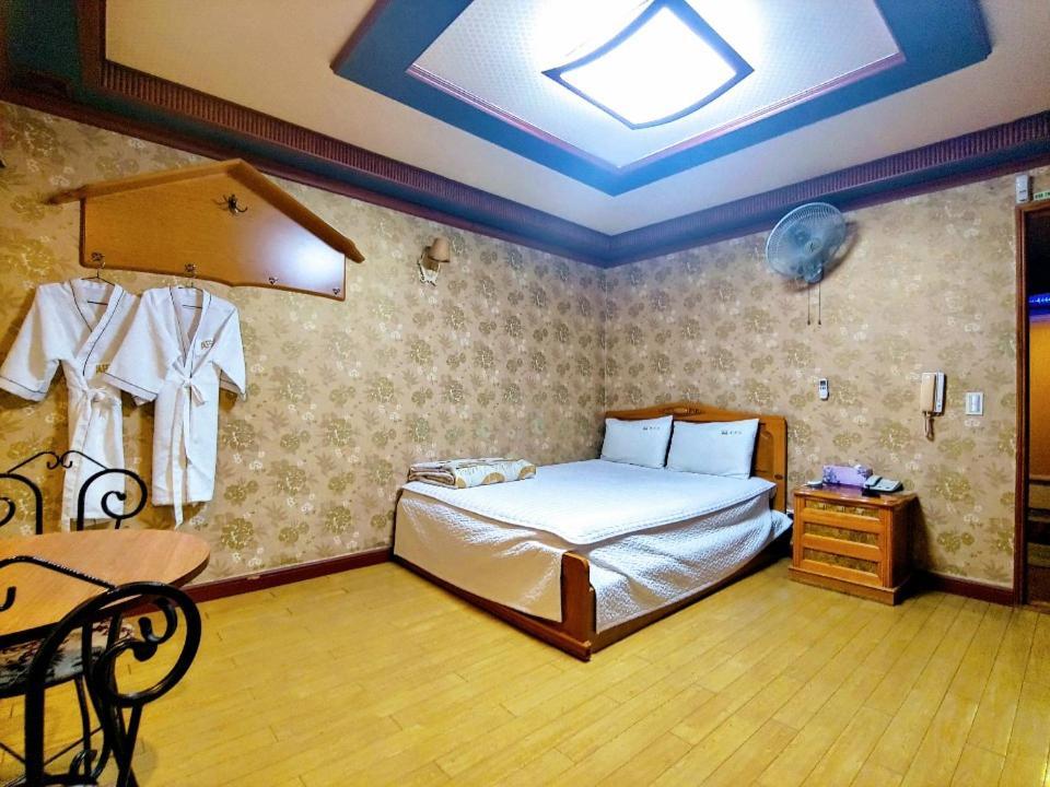 Alps Motel Pusan Zewnętrze zdjęcie